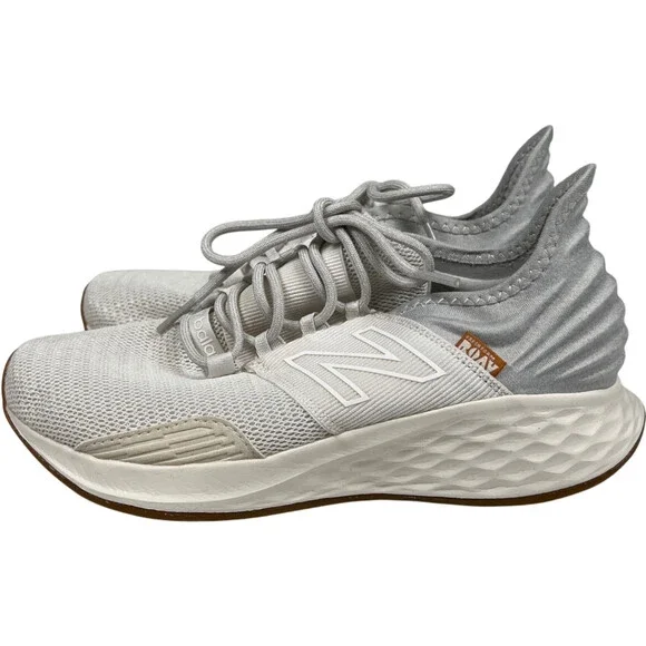 New Balance Women's Light Gray and White Athletic Running Shoes - Picture 5 of 8